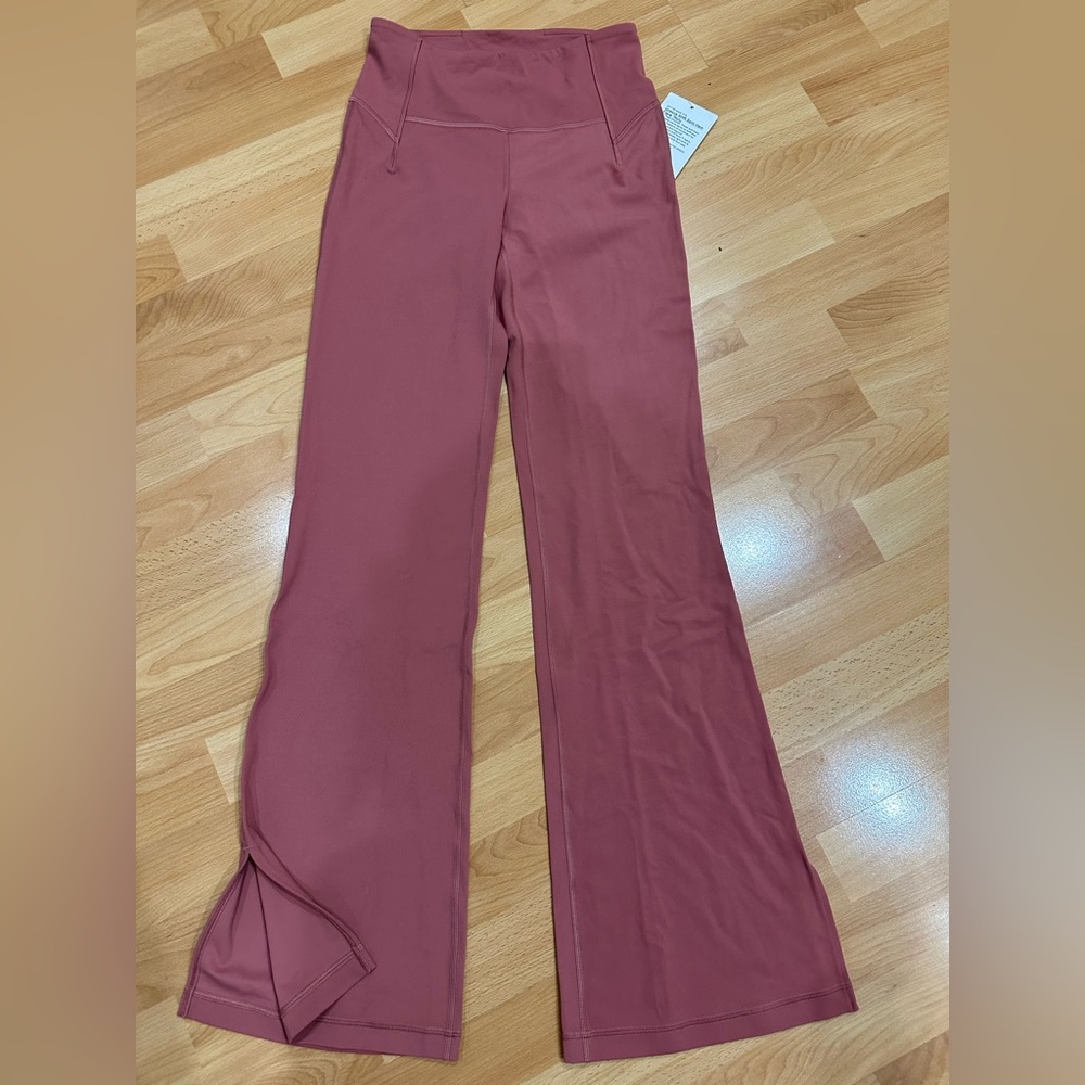 Brand New Lululemon Groove SHR Split-Hem Flare, Nulu